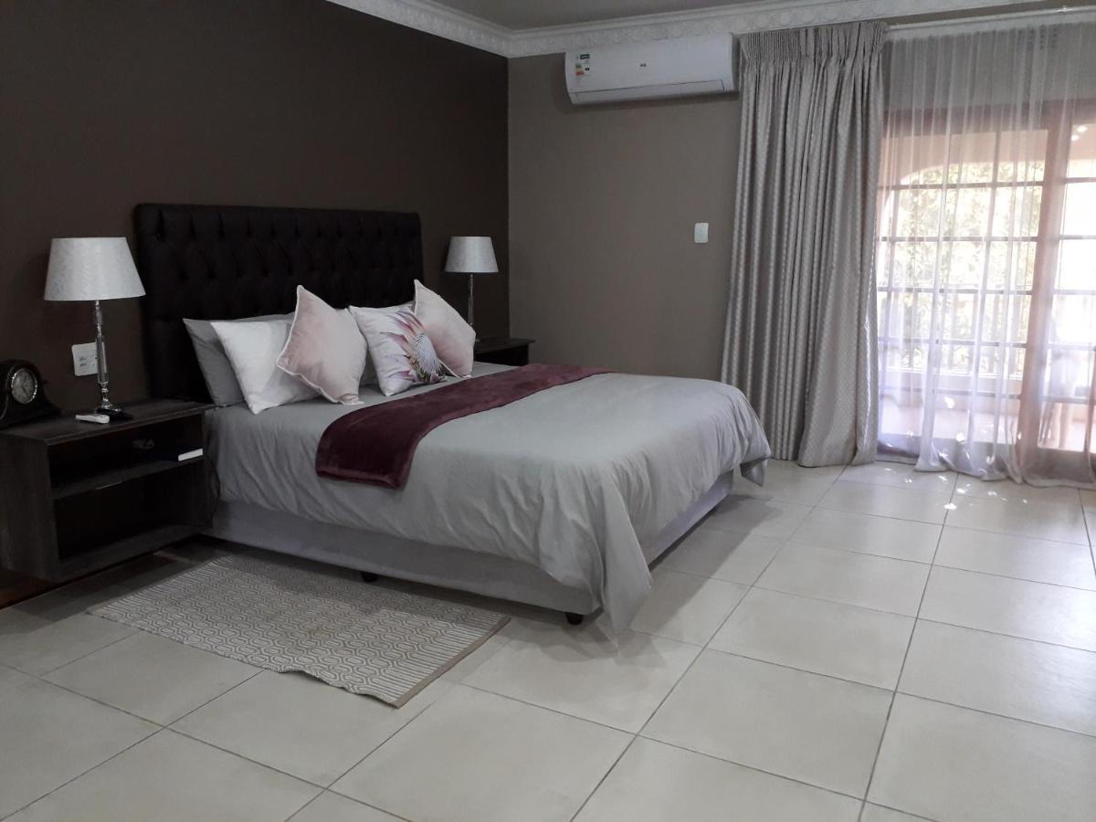 Tuscany Vryburg Luaran gambar