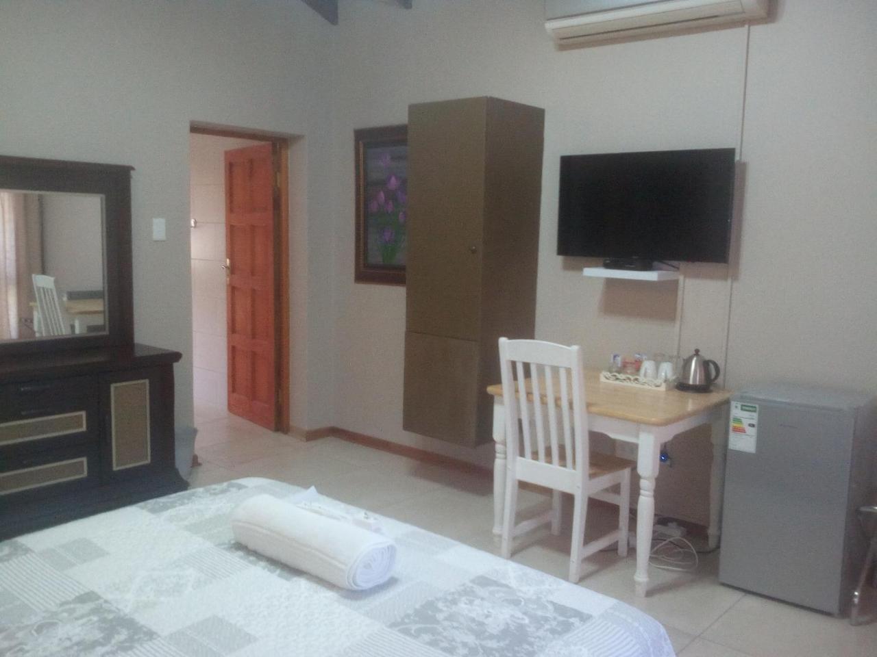 Tuscany Vryburg Luaran gambar