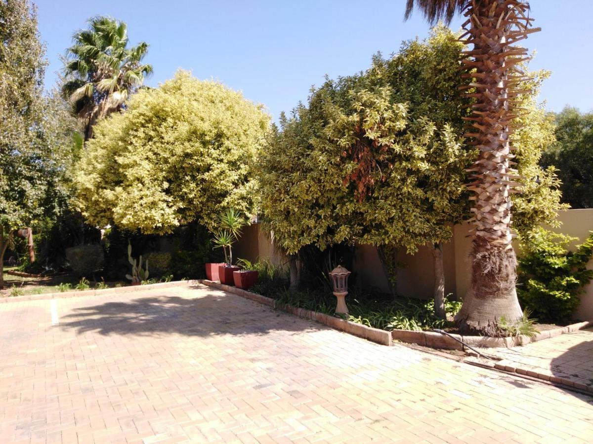 Tuscany Vryburg Luaran gambar